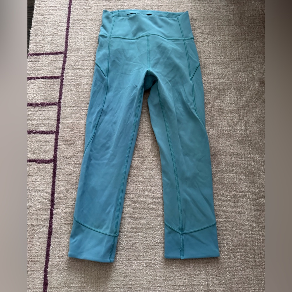 Lululemon cropped leggings